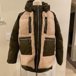 Orolay women’s Sz XS (runs big and can easily fit a size small) coat jacket.